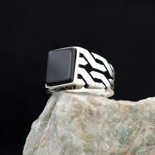 Onyx Aqeeq Turkish Ring-Boutique Spiritual